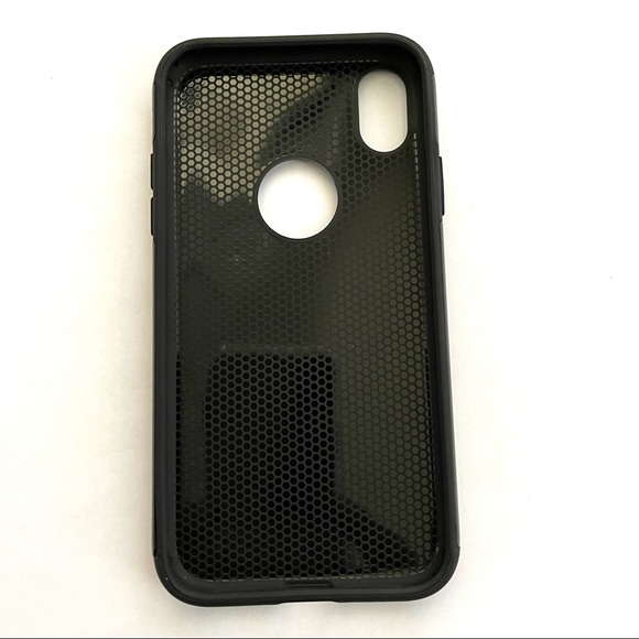 Black butterfly Apple IPhone XR Case - Picture 2 of 3